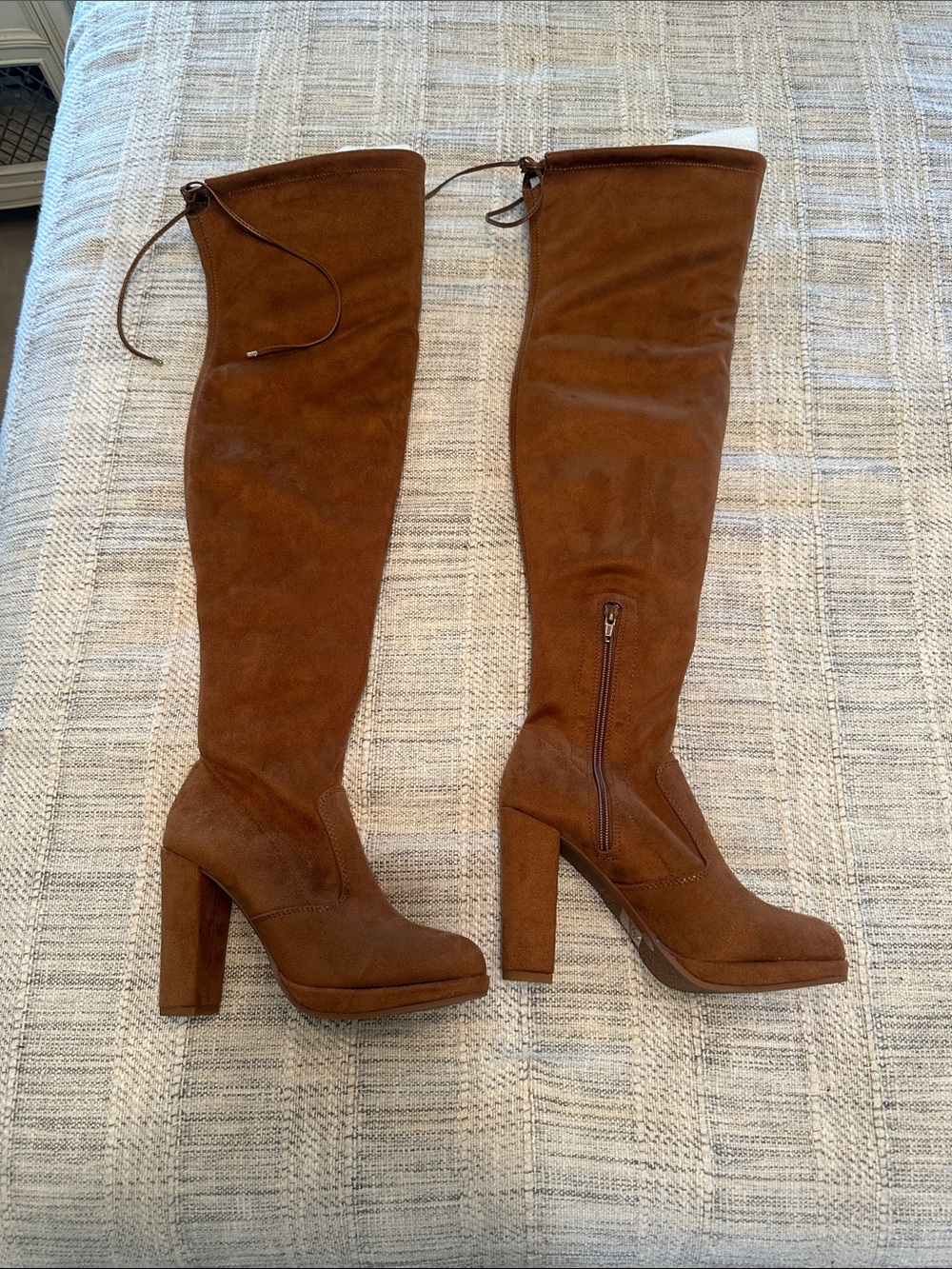 Gianna Bini Brown Suede thigh high Block Heel Boots. New without tags.